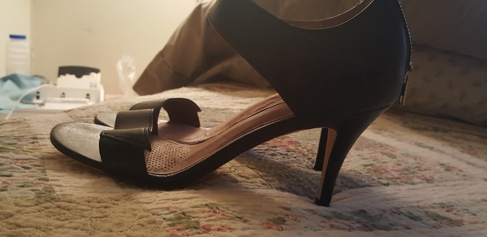helled sandals, black